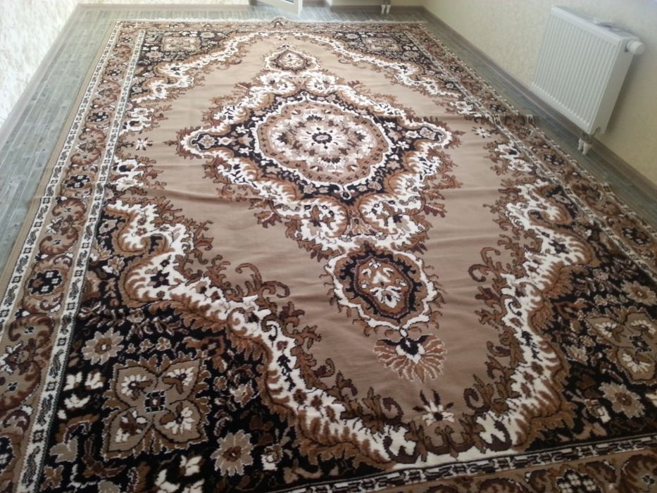 Продается хороший, качественный ковер