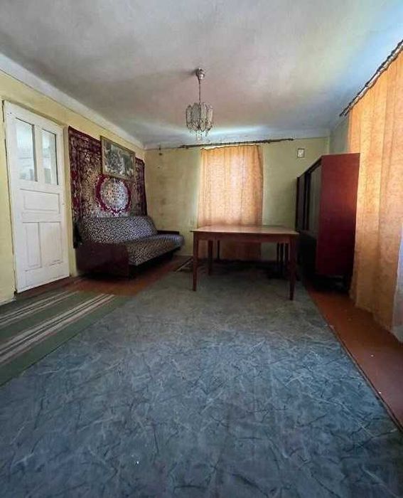 Продаж будинку з великою земельною ділянкою,село Любовичі.Без комісії!