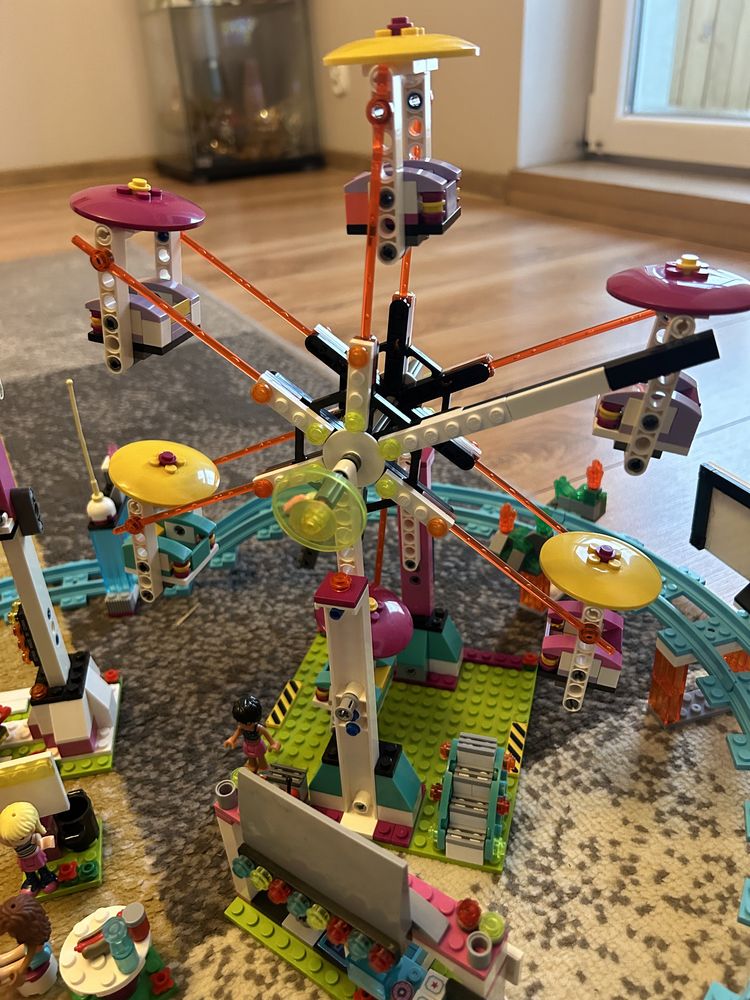 Duży zestaw Lego friends 11702 miasteczko rozrywki zamiennik Lego