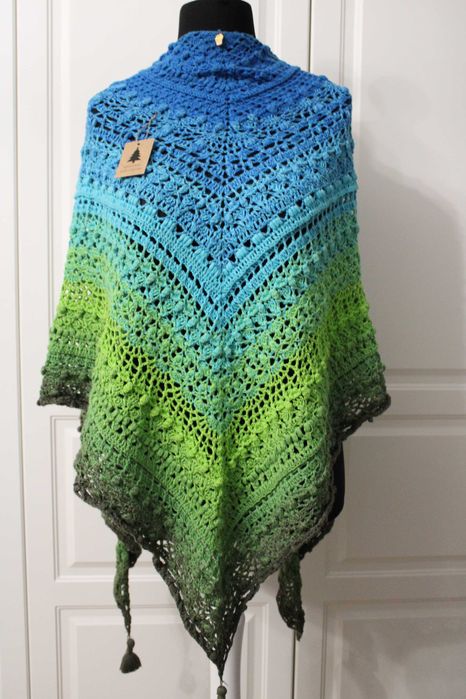 Chusta na szydełku rękodzieło prezent