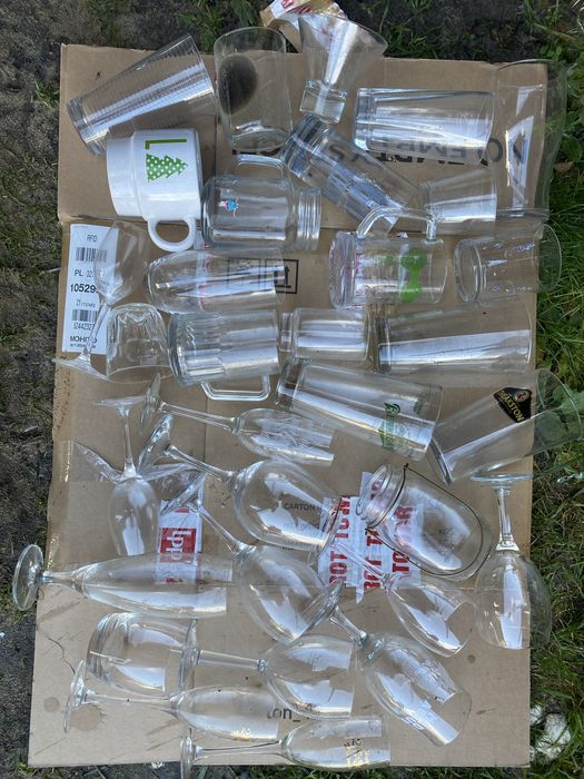 Ponad 30 sztuk kieliszki do wina szmapana szklanki mix cena za wszystk