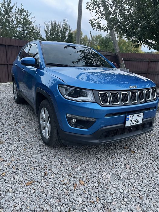 Внедорожник JeeP  2.4