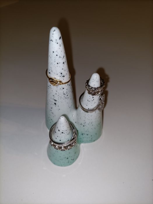 Suporte anéis em loiça