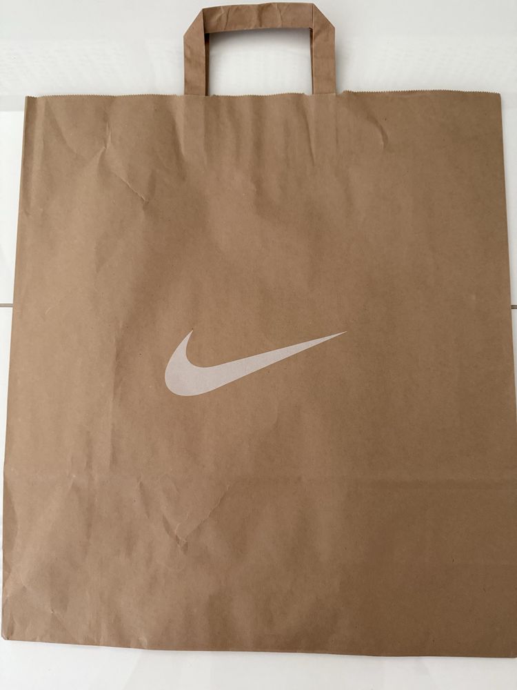 Torba nike papierowa 40x45x13,2cm