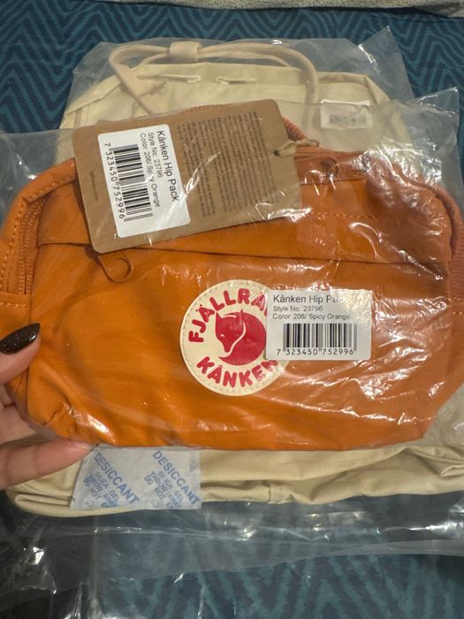 Сумка на пояс Fjallraven
колір помаранчевий F23796.206-206