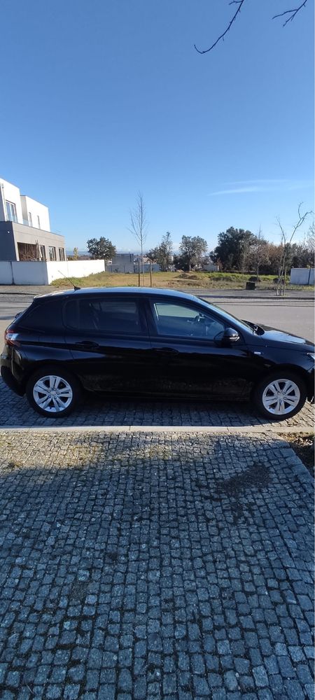 Peugeot 308 1.2 130 cv