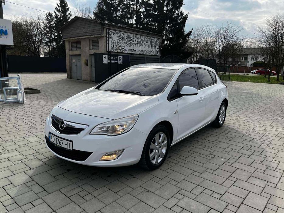 Автомобіль Opel Astra