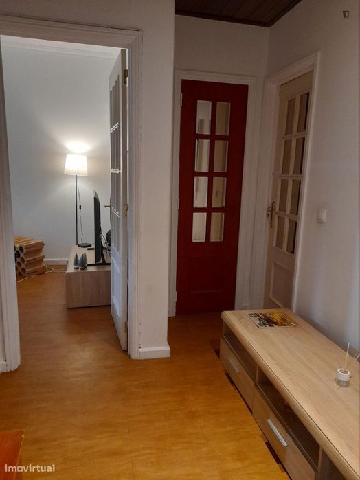 Apartamento com 1 quartos - localizado em Amadora Lisbon