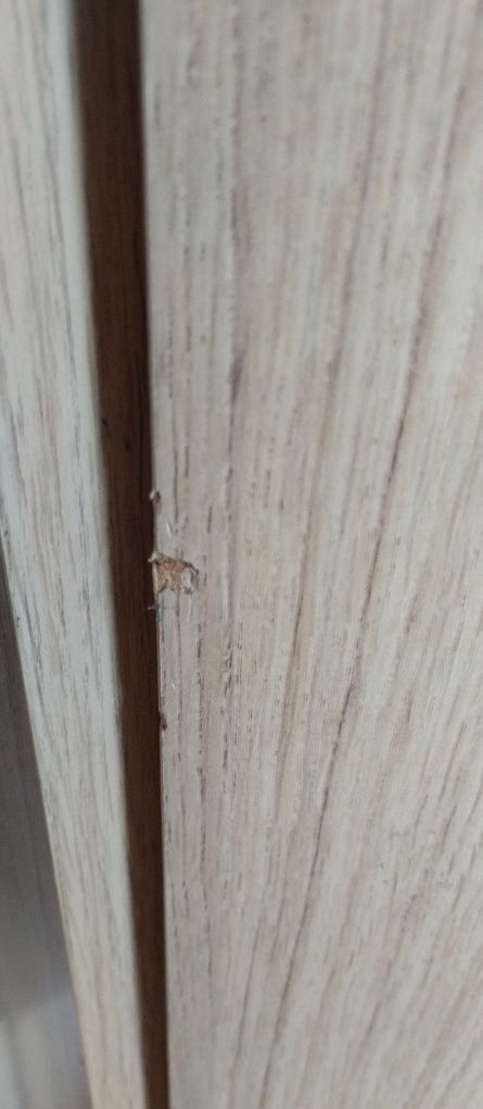Sprzedam regał z szafą narożną.