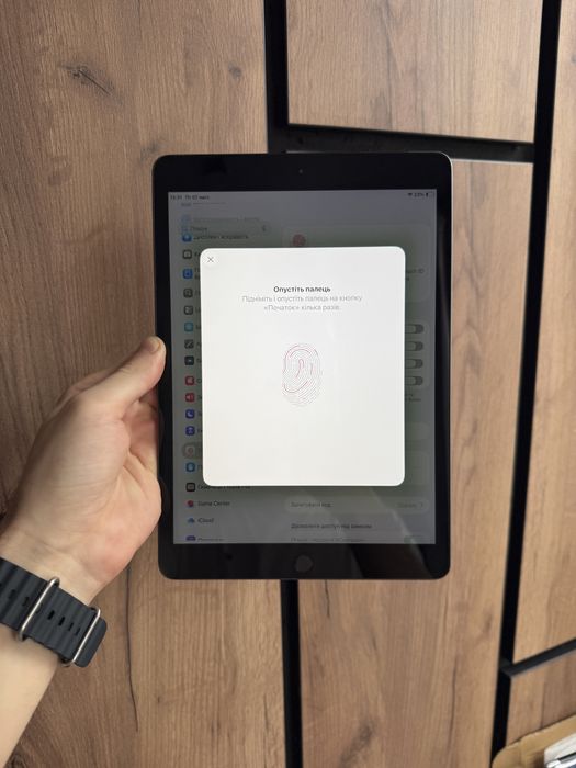 Apple iPad 8 32gb Wi-Fi + LTE