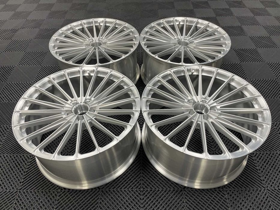 Kute felgi BC Forged EH201 22" 5x112 Mercedes GLS GLS63 X166 X167 AMG