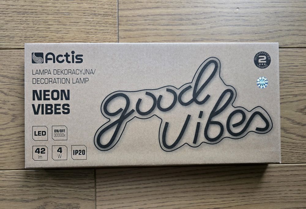 Nowa lampa dekoracyjna Neon - good vibes