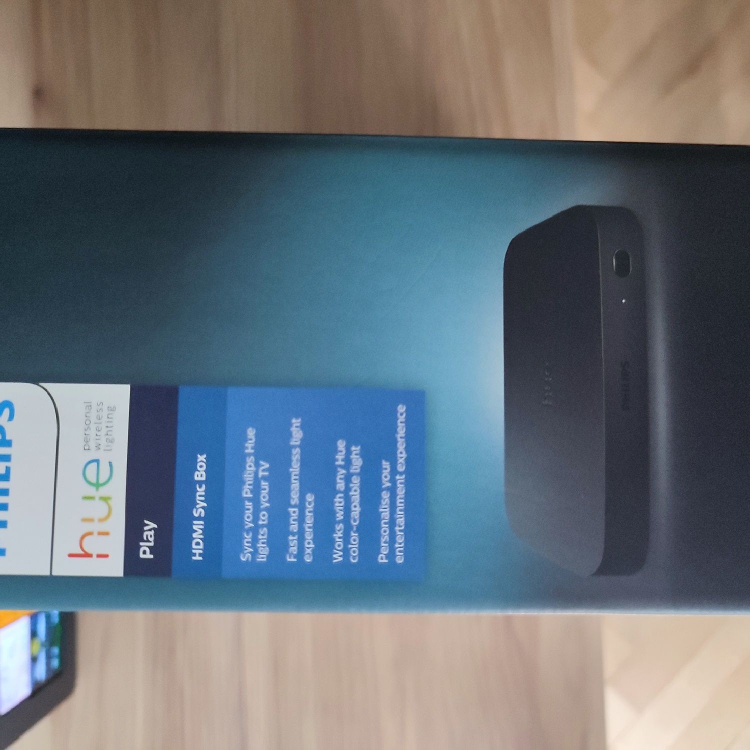 Philips hue play hdmi sync BOX