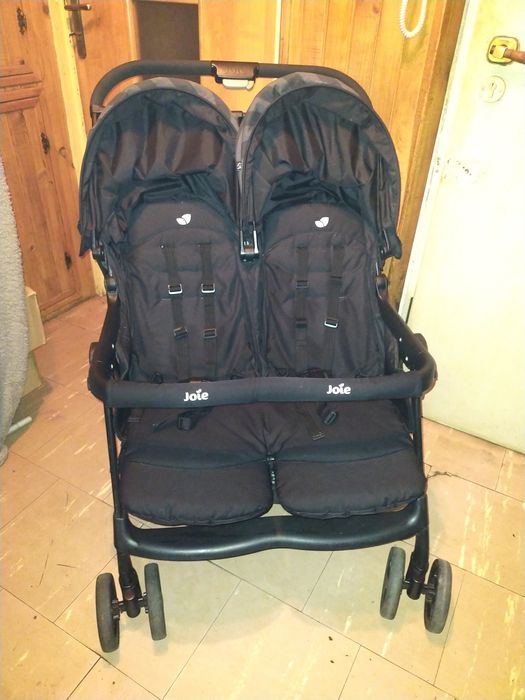 Wózek Joie spacerowy bliźniaczy lub rok po roku
