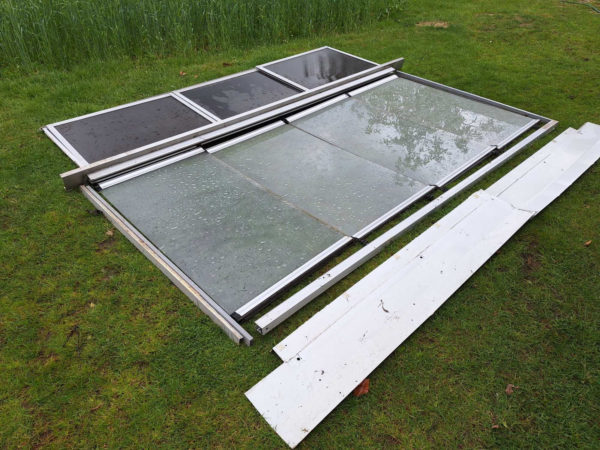 Aluminiowa zabudowa balkonu, okno (310cm x 250cm) SYSTEM BEZ RAMOWY