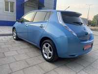 Nissan Leaf 2013 рік ,рідна фарба ,запас ходу 110-120км