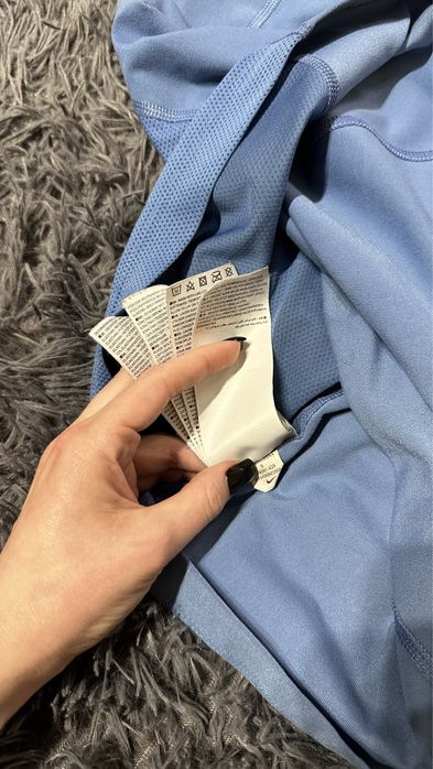 жіноча спортивна майка