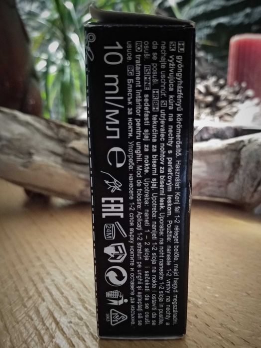 Avon nail expert perłowa kuracja paznokci Sheer Bronze