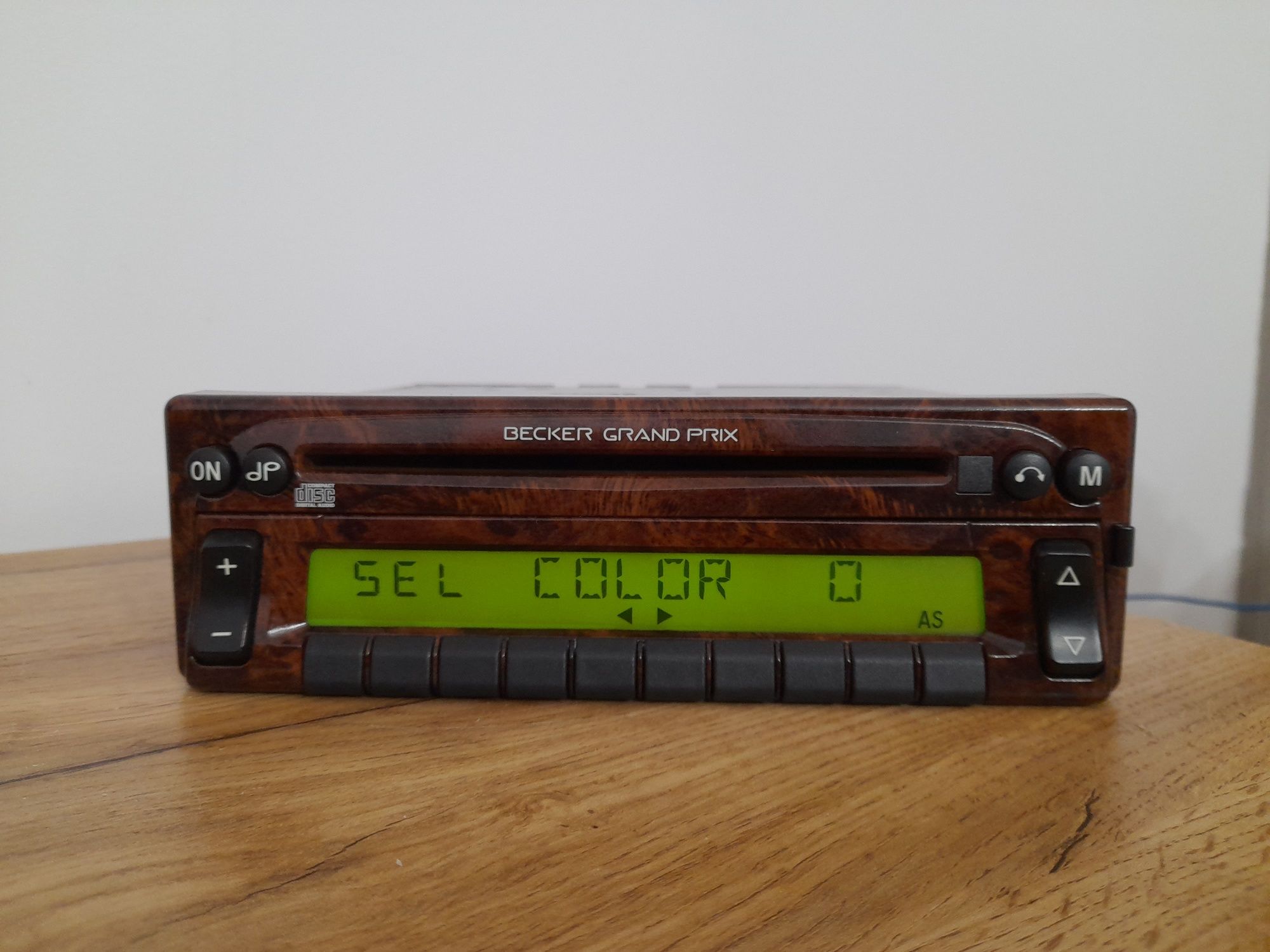 Radio Becker Grand Prix Drewno Mercedes r107 r129 w124 w140 w201 w126