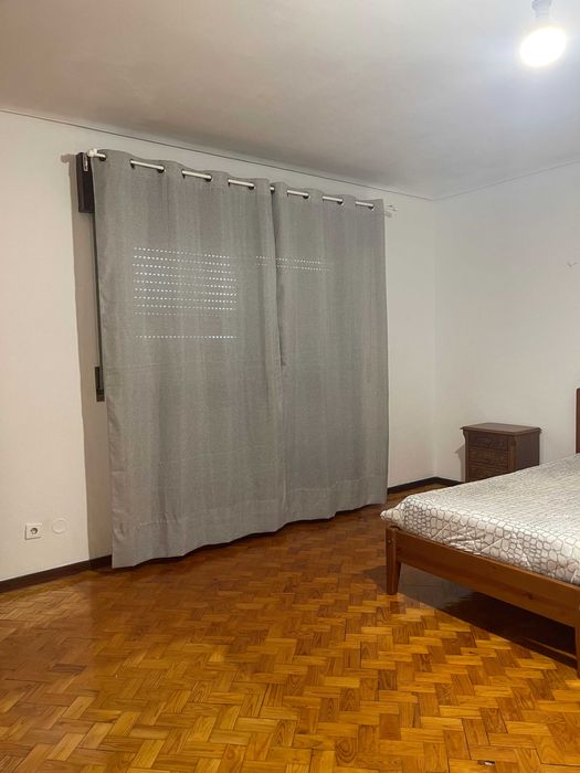Quarto Mobilado para Alugar – Senhora da Hora 30 m²