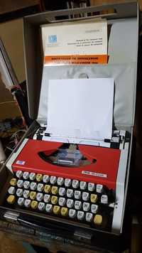 Пишущая печатная машинка Unis tbm de Luxe 1984