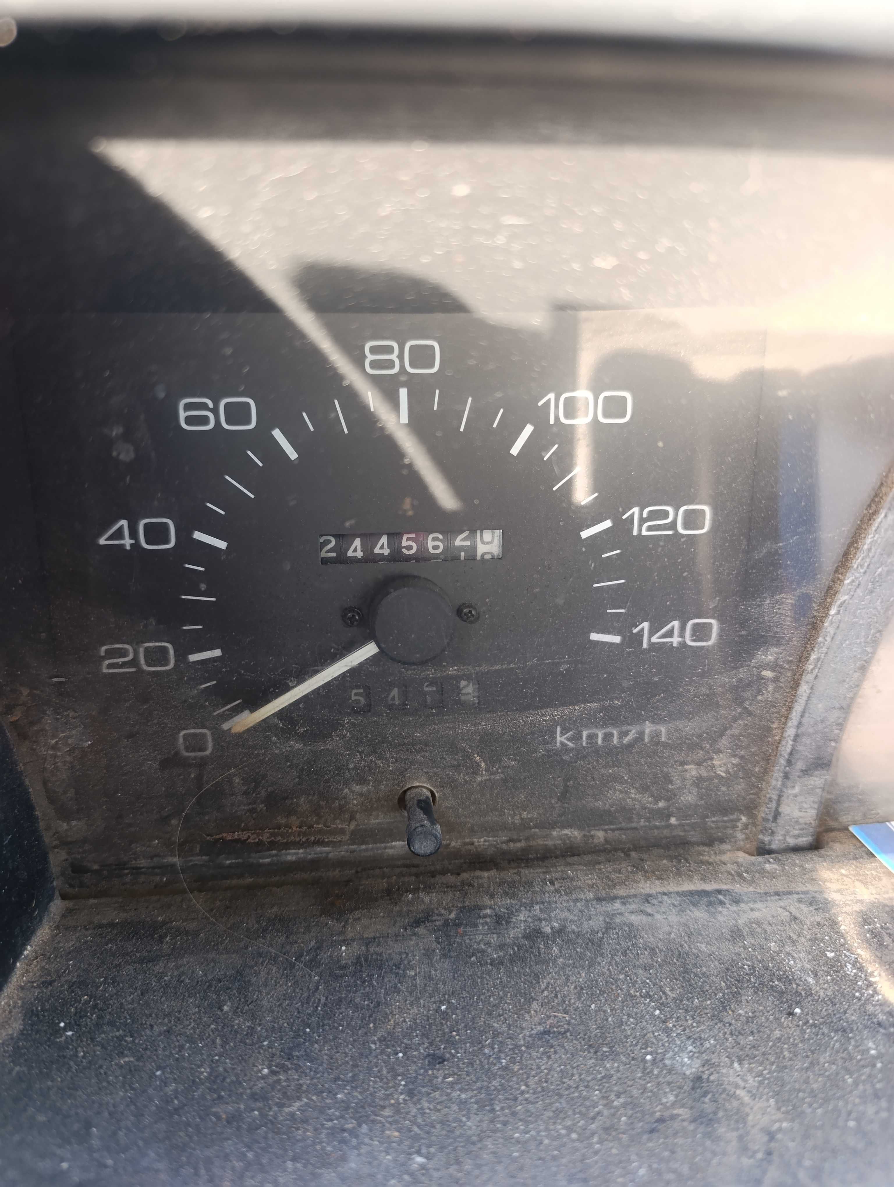Izusu nkr 2.8 ligeira