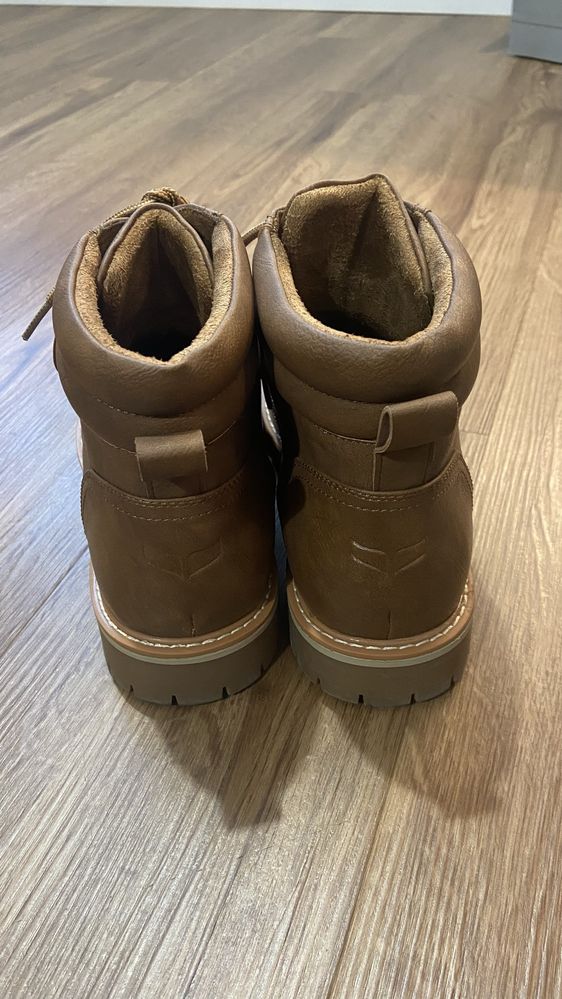 Botas Novas com caixa-Marca Green Coast