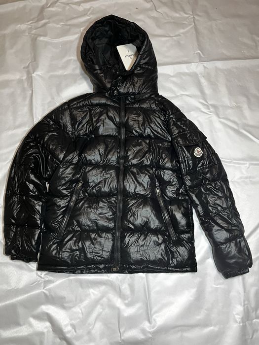 Пуховик курточка Moncler Maya