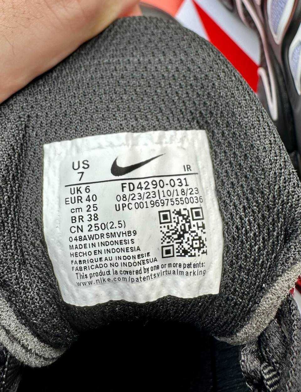 Nike Air Max TN Plus Drift Black White круті топ кросівки якість
