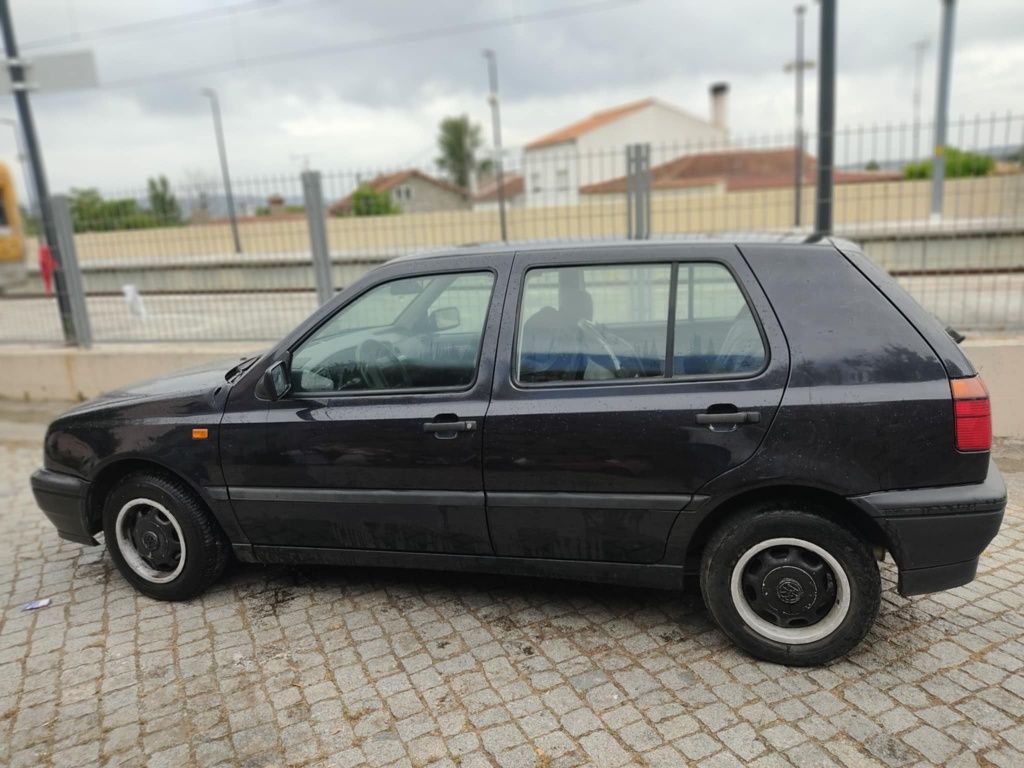 Golf 3      1400