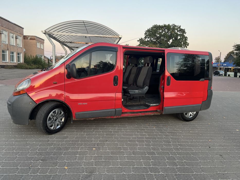 Продам Рено - Renault Trafic, максі-база, 5-ти дверний, розпашонка.