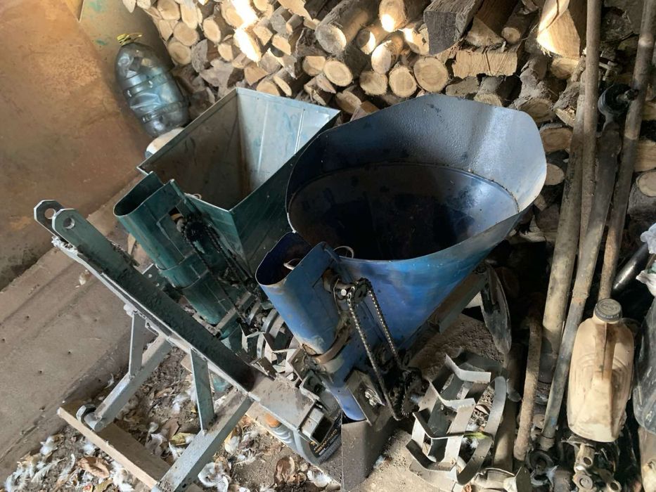 Картоплесаджалка двохрядна