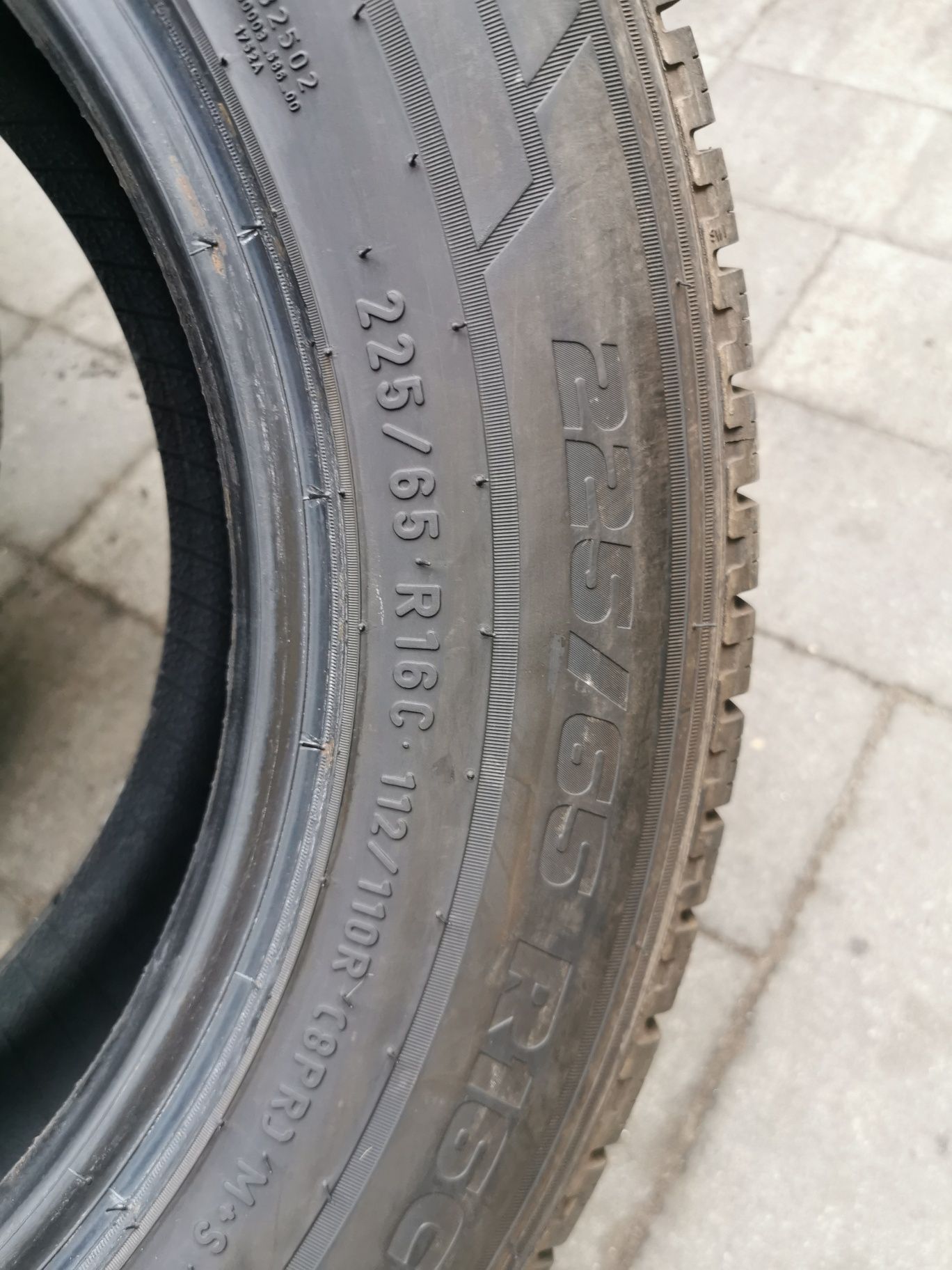 Шины 225/65 R16C Pirelli Carrier