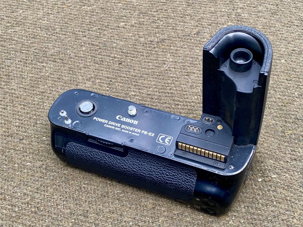 Canon EOS 1V + Power Drive Booster PB-E2 lustrzanka analogowa EOS1V