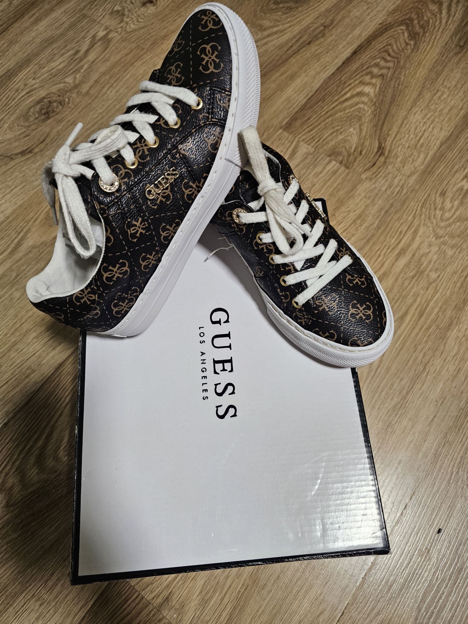 Брендовий одяг Guess original
