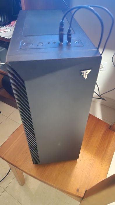 Tuf gaming intel i9 13900, 64 GB DDR5, RX 7600 XT 16 GB, nvme 2TB