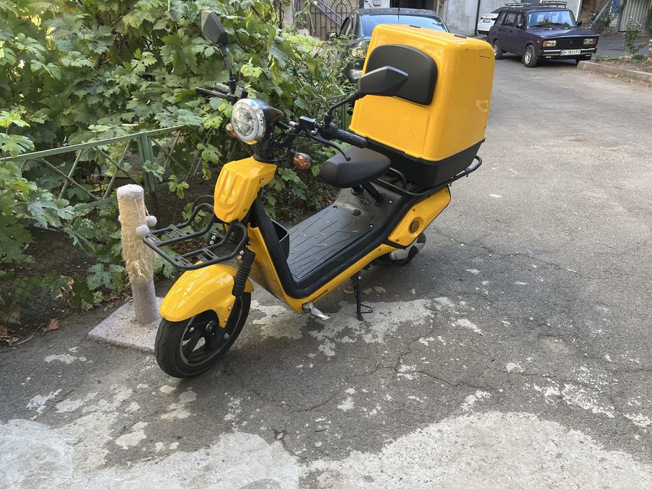 Очень срочно !Продам електроскутер Vega