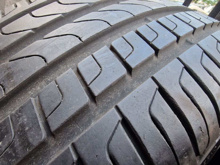 Opony Pirelli Scorpion 255 / 45 / R20 bieżnik 7mm stan bdb