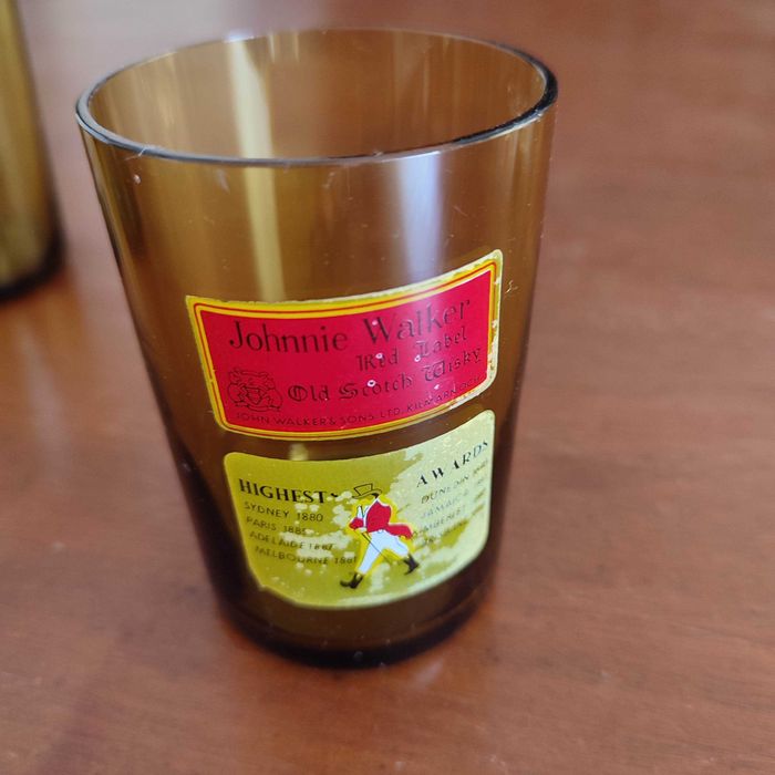 Copos de vidro escuro para Whisky ou bebidas espirituosas