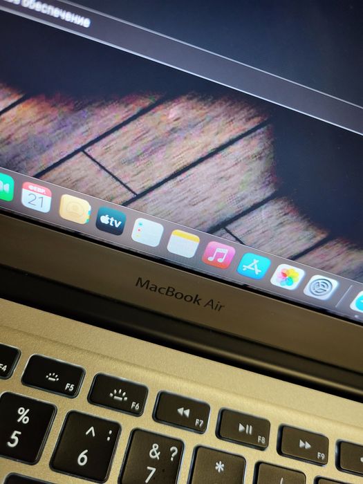 Macbook air 2017 I5 8gb 256ssd срочно