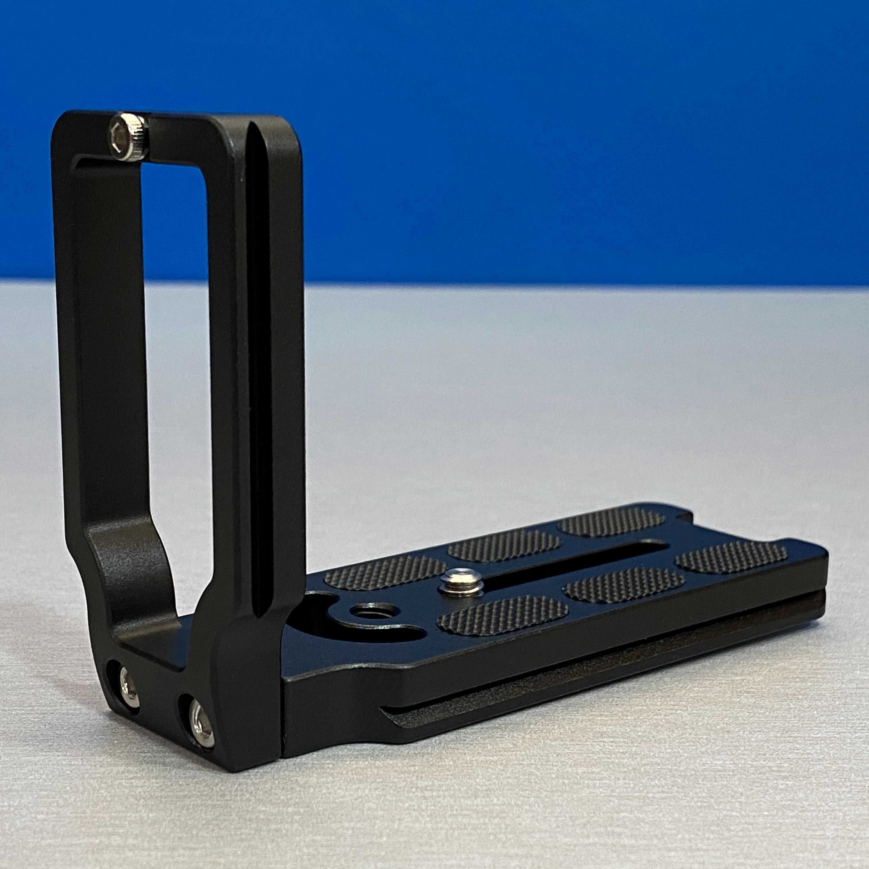 L-Plate | L-Bracket Leofoto MPU-100 - Universal (NOVO)