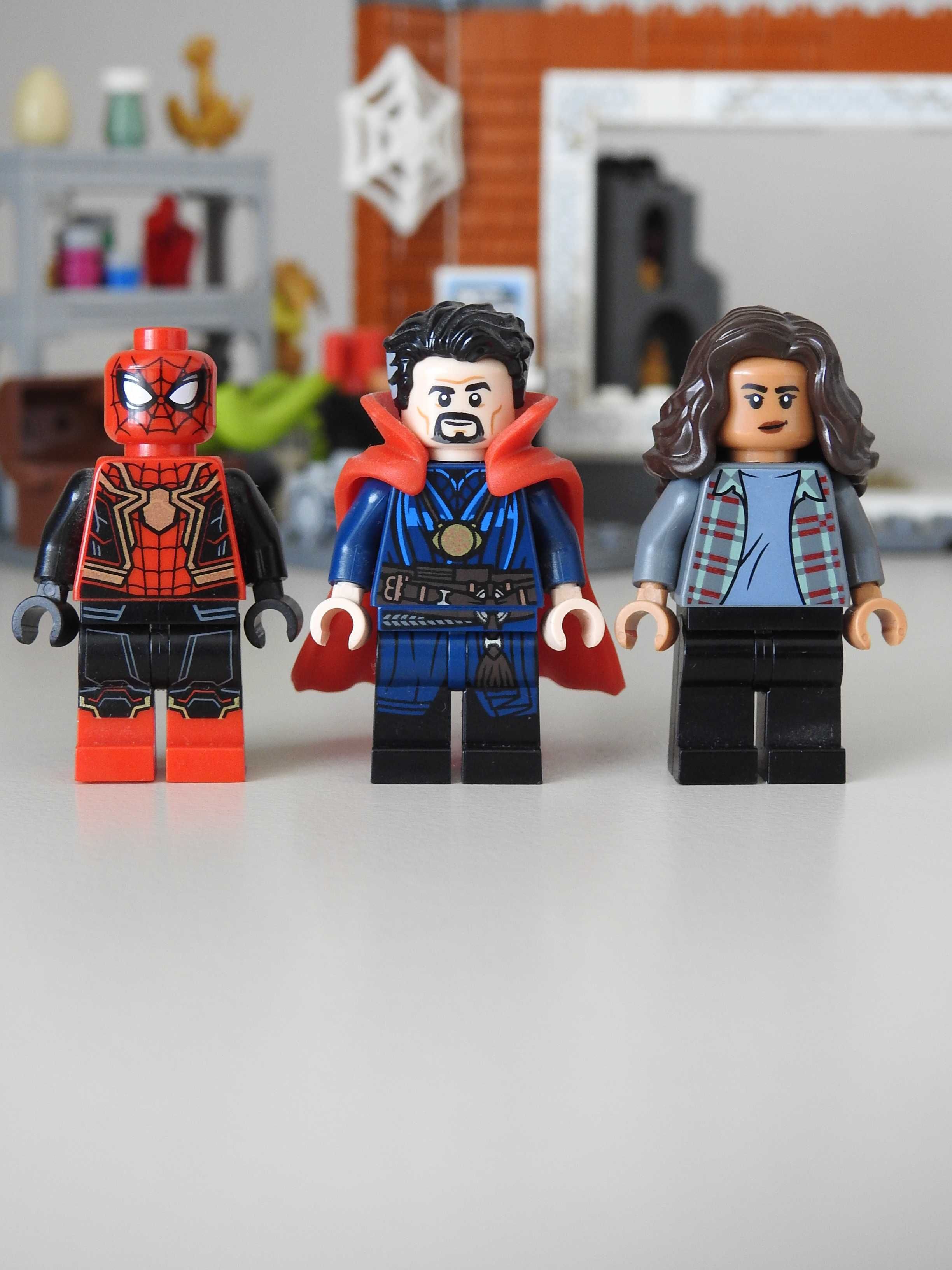 Lego Spider-Man w warsztacie Sanktuarium