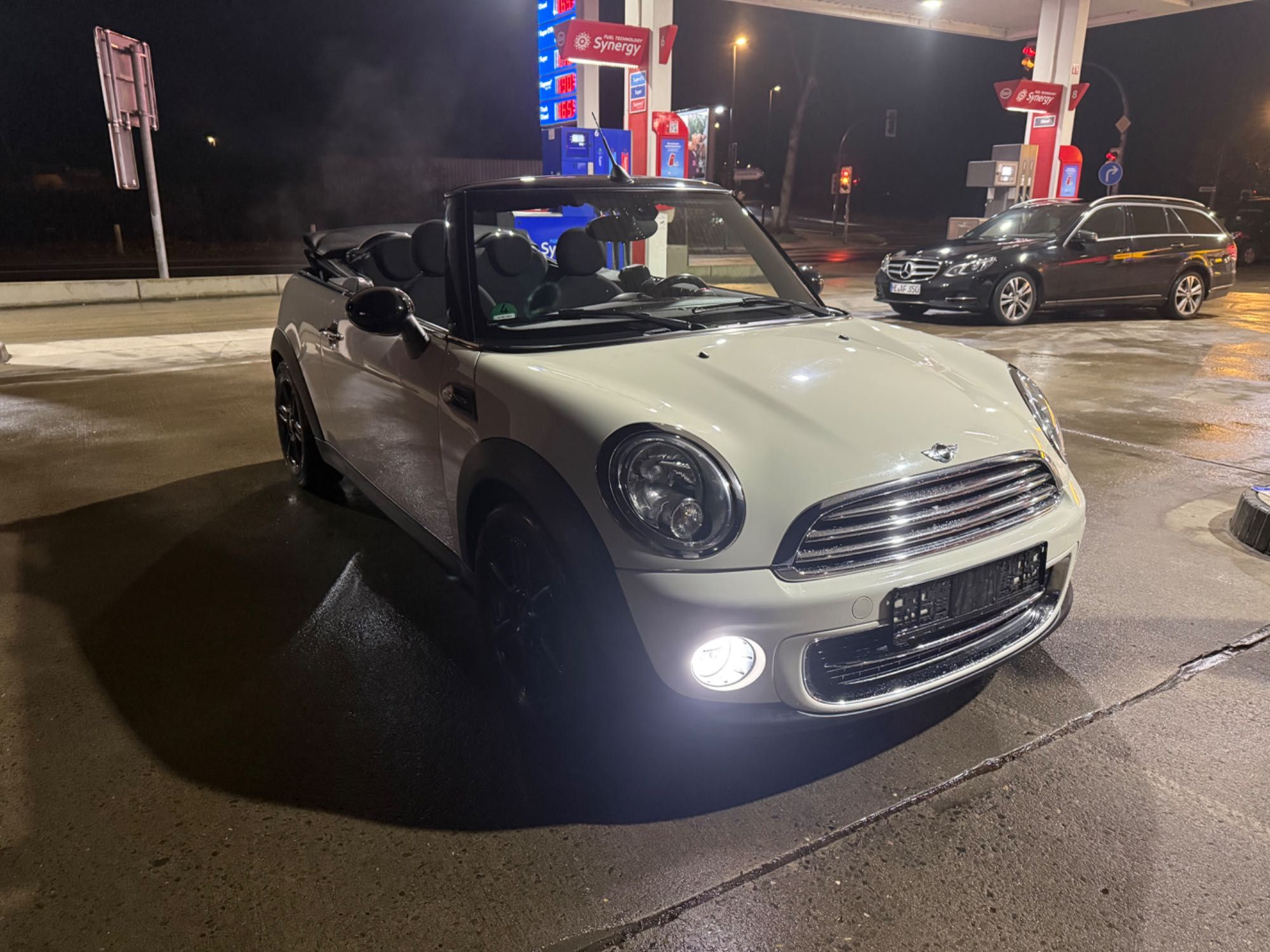 MINI Cooper Cabrio