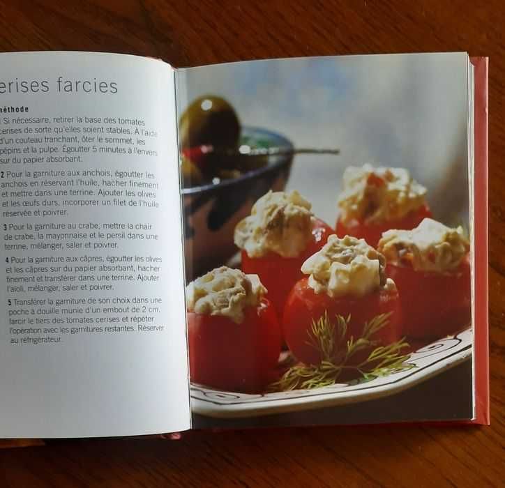 Книжка Рецепти закусок Тапас Envie de TAPAS французька мова Мініформат