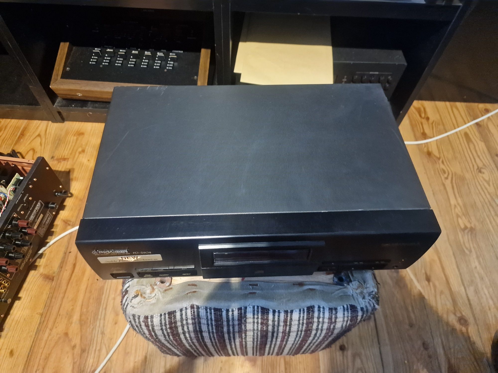 Pioneer PD S904 z pilotem