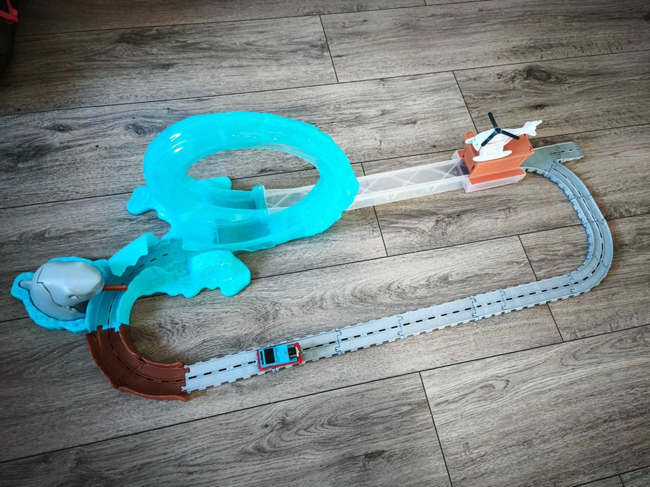 Tomek i przyjaciele Ucieczka przed rekinem