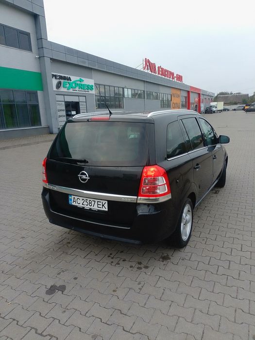 Продам Опель зафіра Б