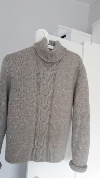 Sweter damski ręcznie robiony na drutach
