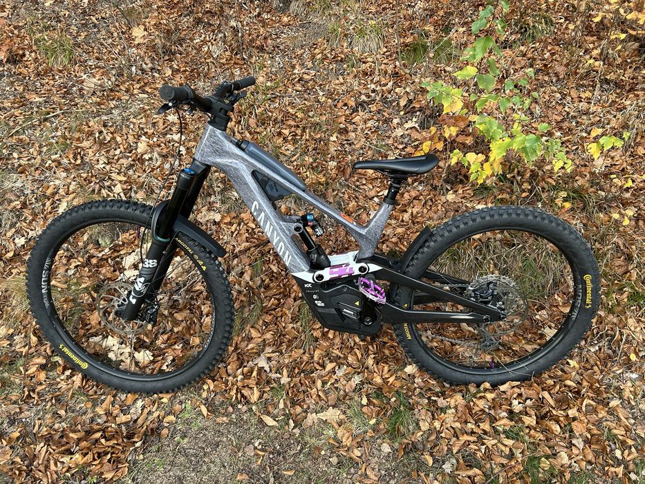 Canyon Torque ON CF 8 900wh, dwie baterie, stan bdb.