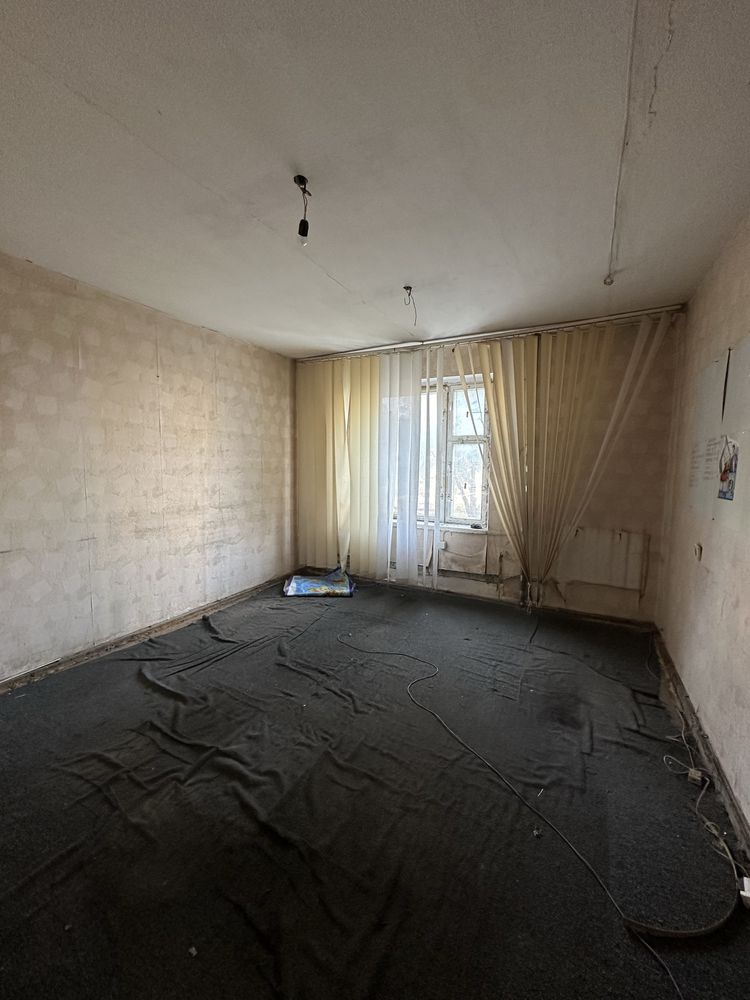 Квартира можливо під комерцію